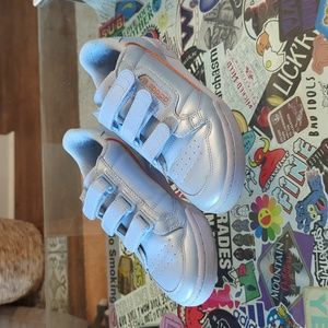 Adidas velcro sneaker